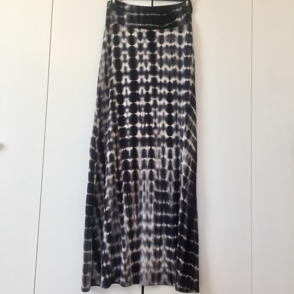Got Style Two Tone Printed Maxi Skirt Size S - Picture 5 of 8